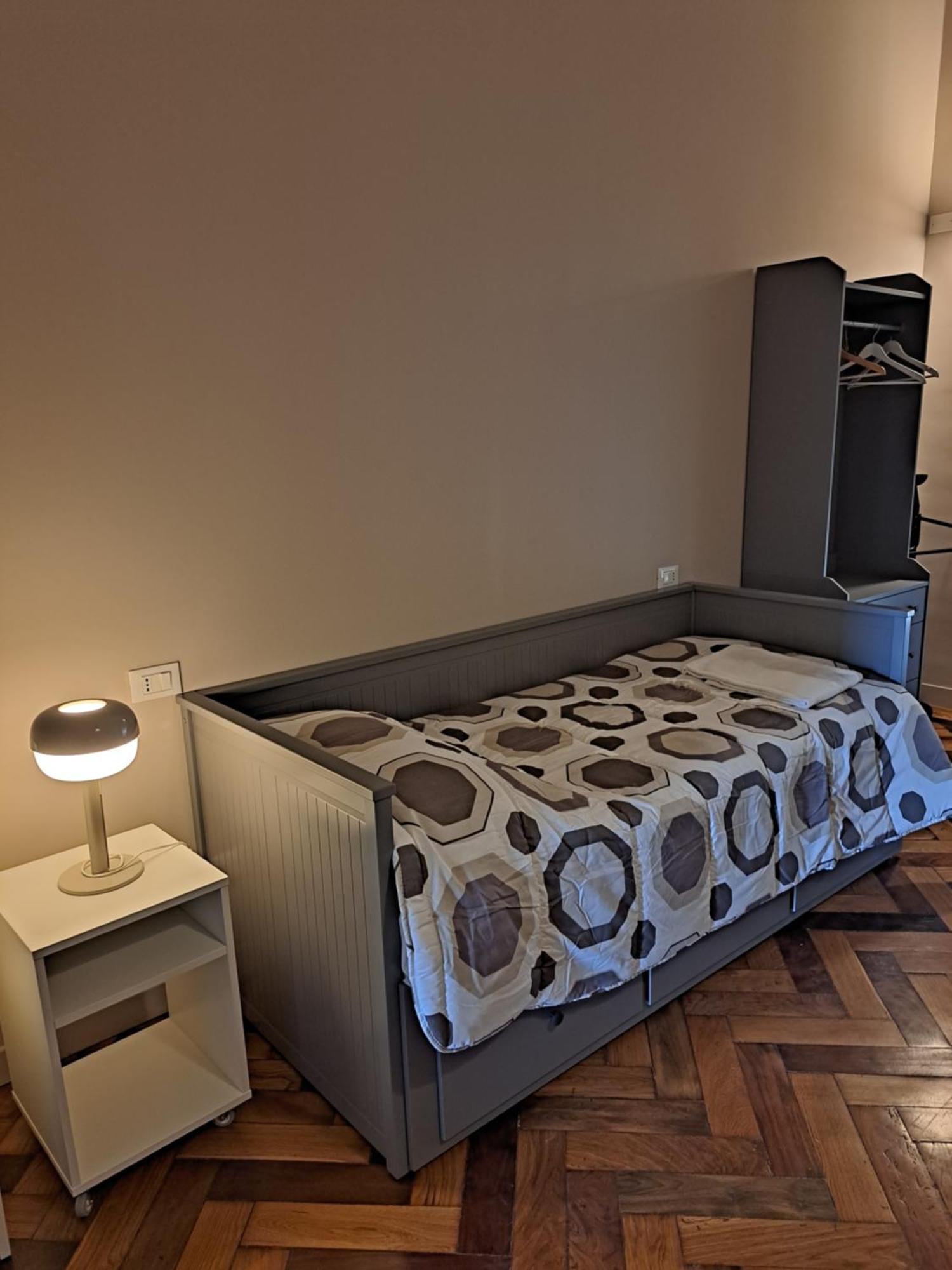 Standard Single Room with Shared Bathroom,1502516878:JPEG